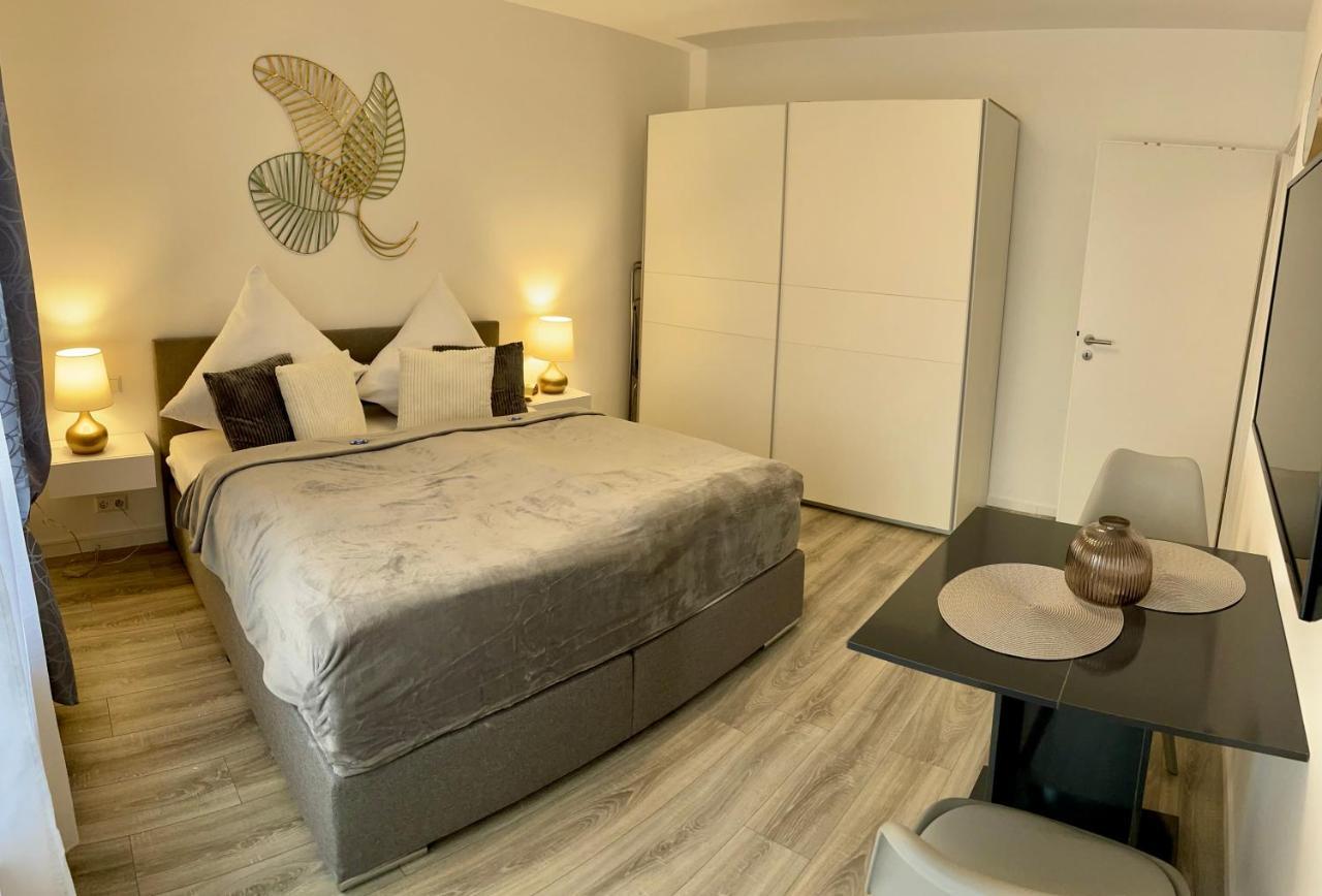 Prime Host Lovely Apartment Карлсруэ Экстерьер фото