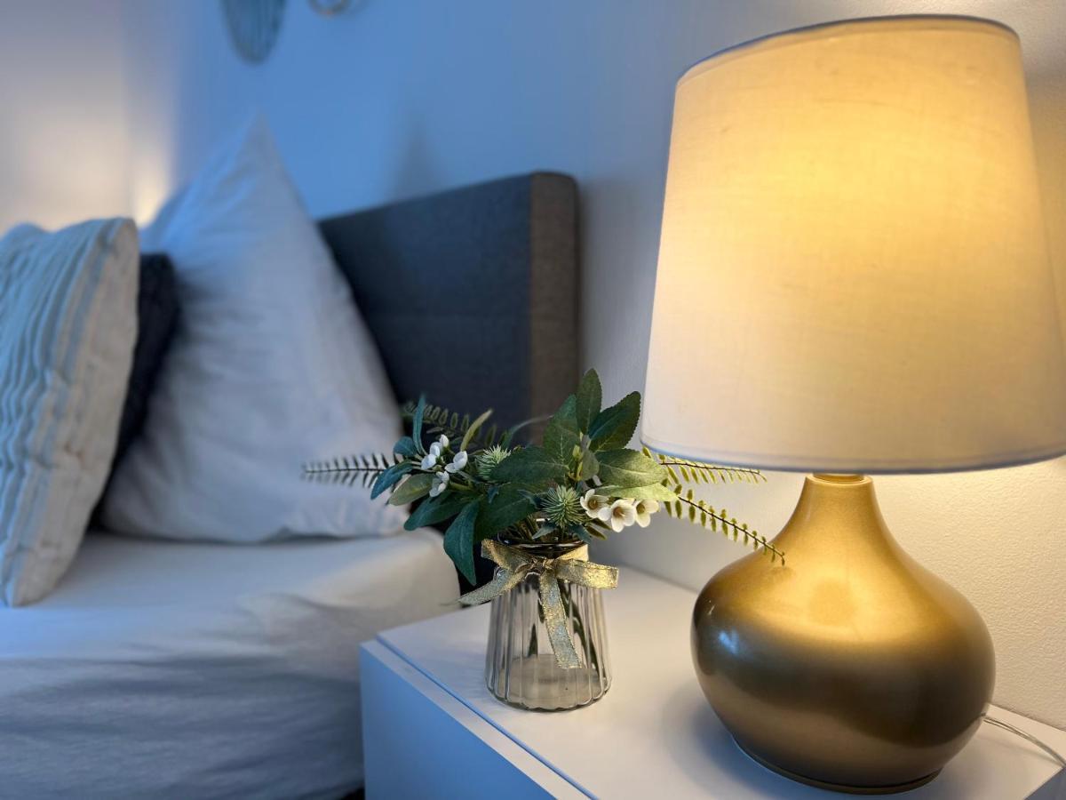 Prime Host Lovely Apartment Карлсруэ Экстерьер фото